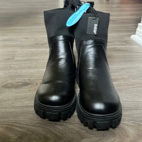 Ardene boots - Picture 2 of 3